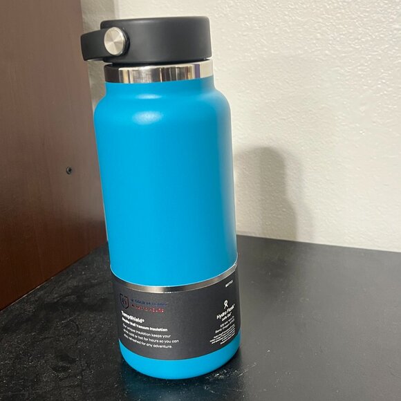 NWT - Hydro Flask 32 oz WIDE FLEX CAP LAGUANA (MULTIPLE AVAILABLE) - Picture 2 of 4
